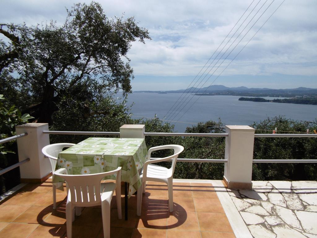 Villa Elli Panoramic View Ypsos Oda fotoğraf